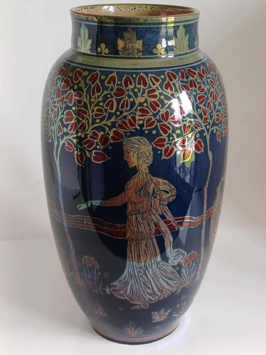 Gordon Forsyth (1879-1952) for Pilkington's Tile & Pottery Co: A Large Lancastrian Lustre Vase, - Bild 11 aus 19