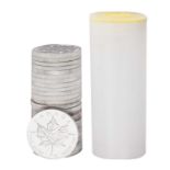 25x Canada Fine Silver Maple Leaf Coins; consecutive date run 1988 - 2011, and 1999-2000 dual date