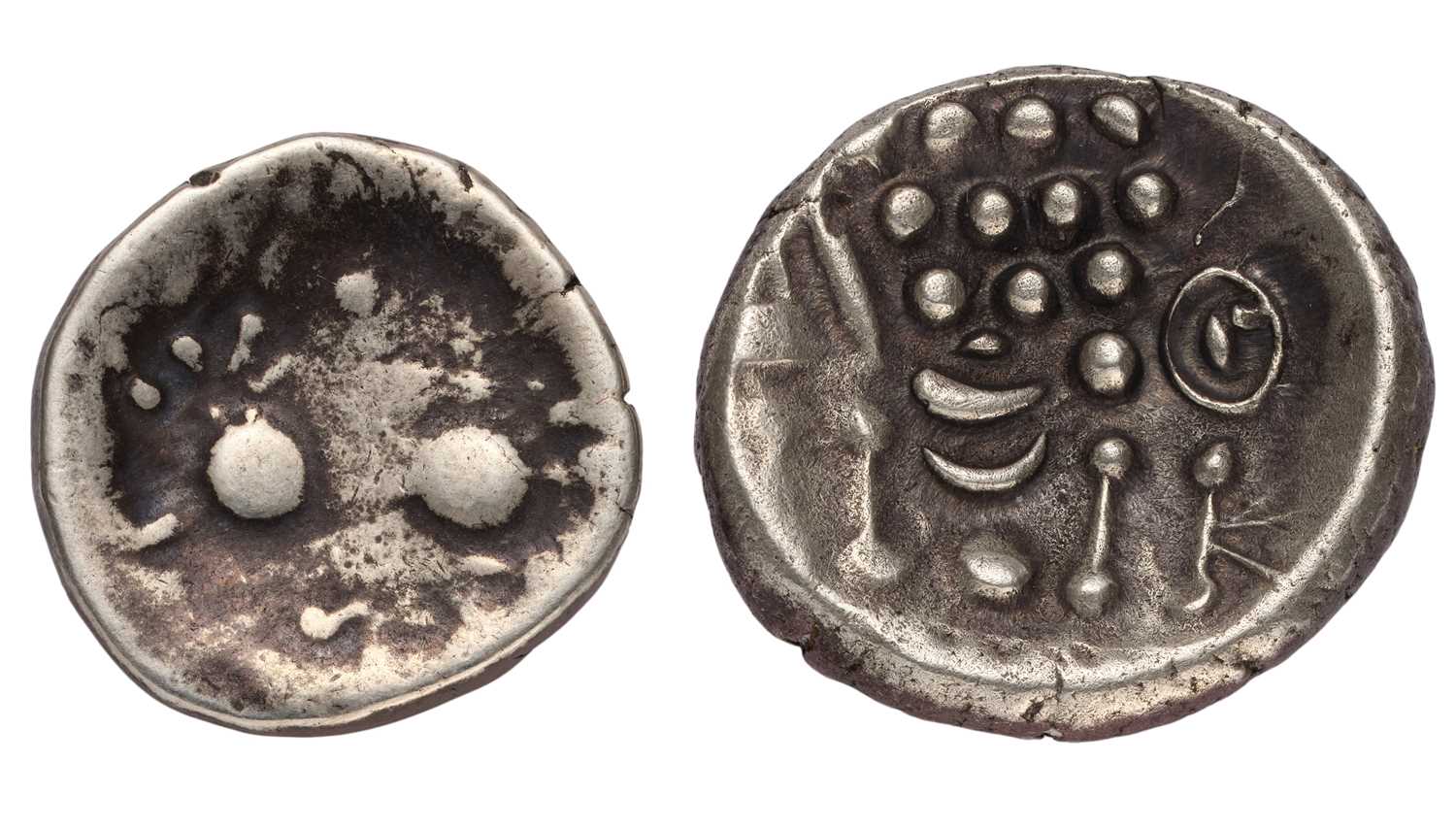 Celtic Silver Stater, Durotriges, spread tail, c.58-45BC, 4.07g, obv. Durotrigan wreath pattern, - Image 2 of 2