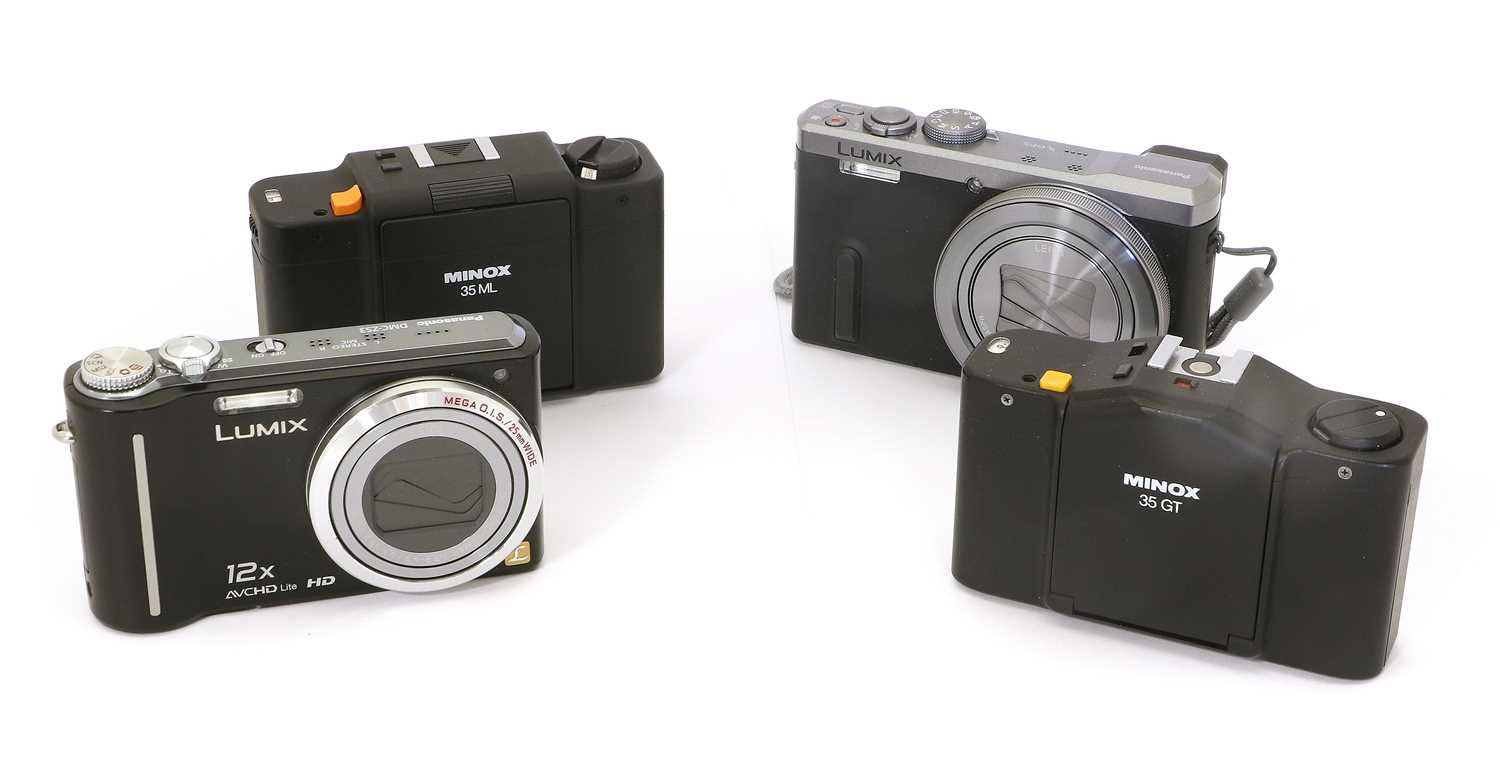 Compact Cameras - Image 2 of 2