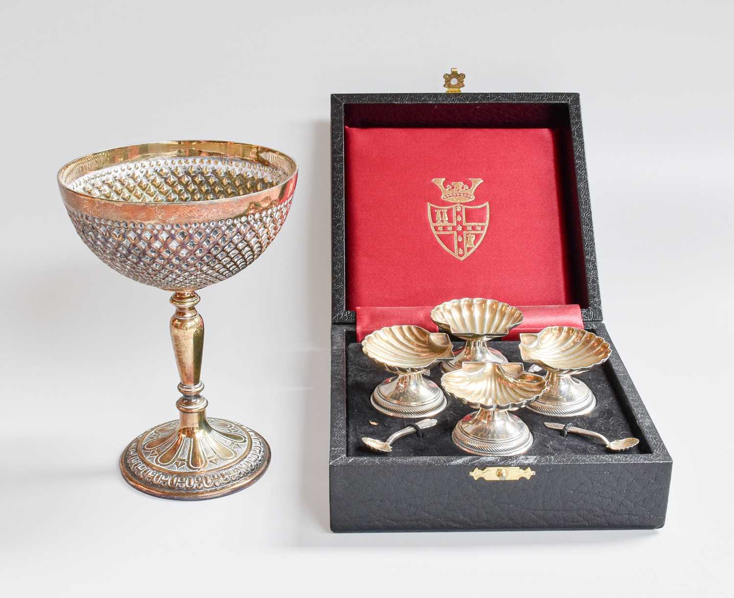 An Elizabeth II Silver Gilt Wine-Cup, by Camelot Silverware Ltd., Sheffield, 1976, in the 17th