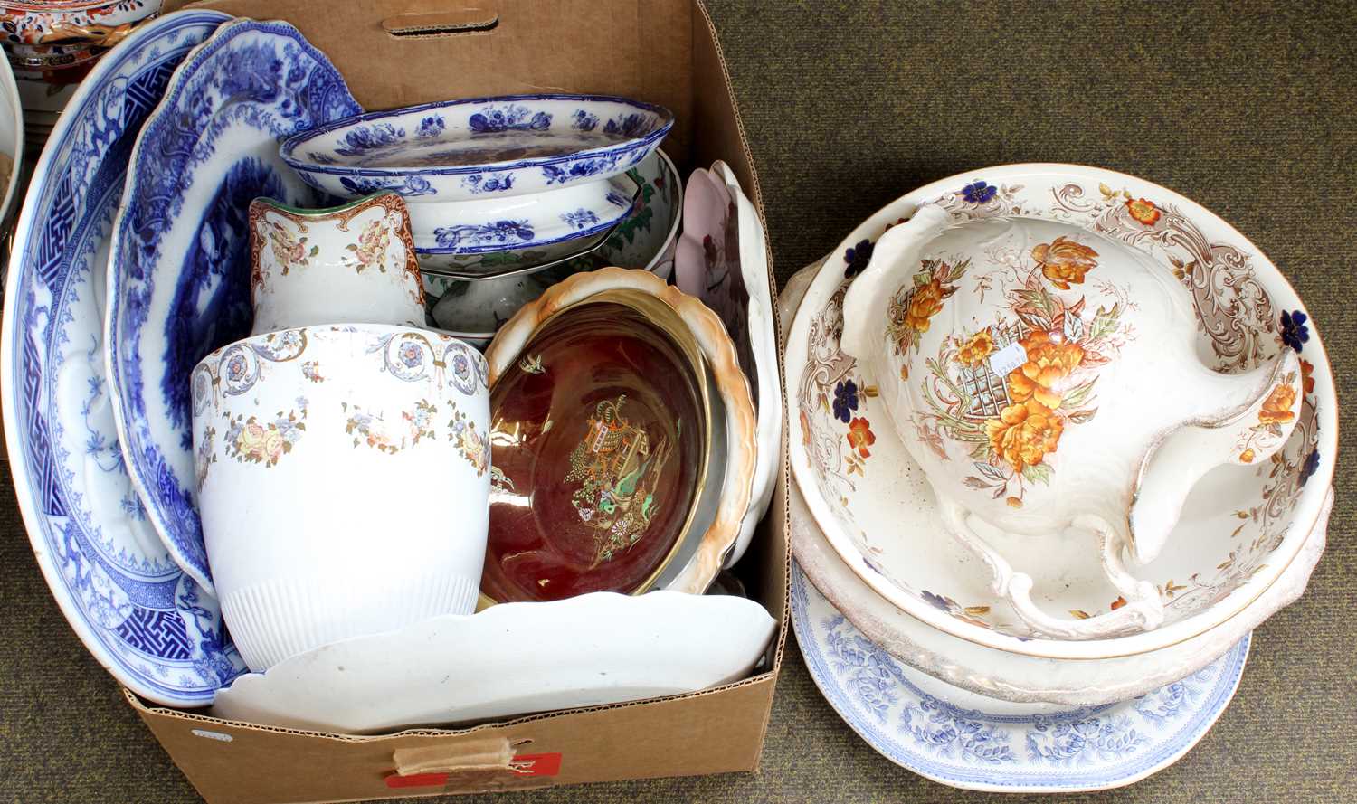 A Collection of Early 19th Century and Later British Ceramics, including two Staffordshire porcelain - Image 4 of 4