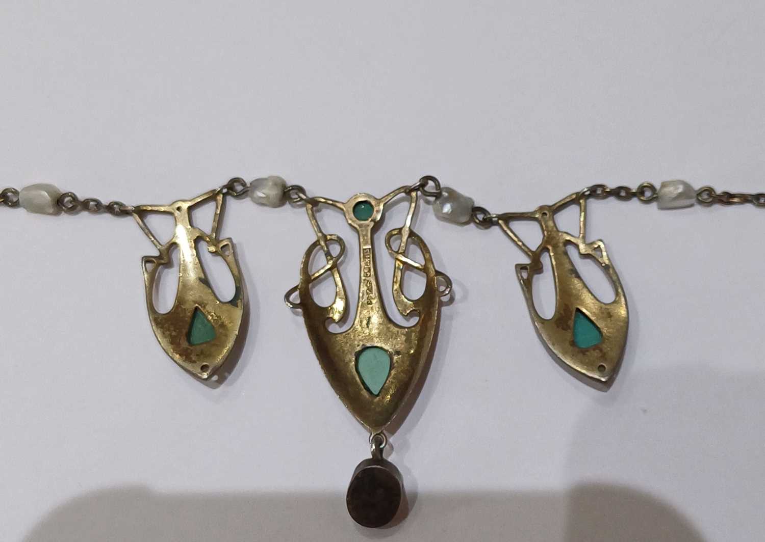 A Small Quantity of Jewellery, comprising of a turquoise, mother-of-pearl and cultured pearl - Image 2 of 5
