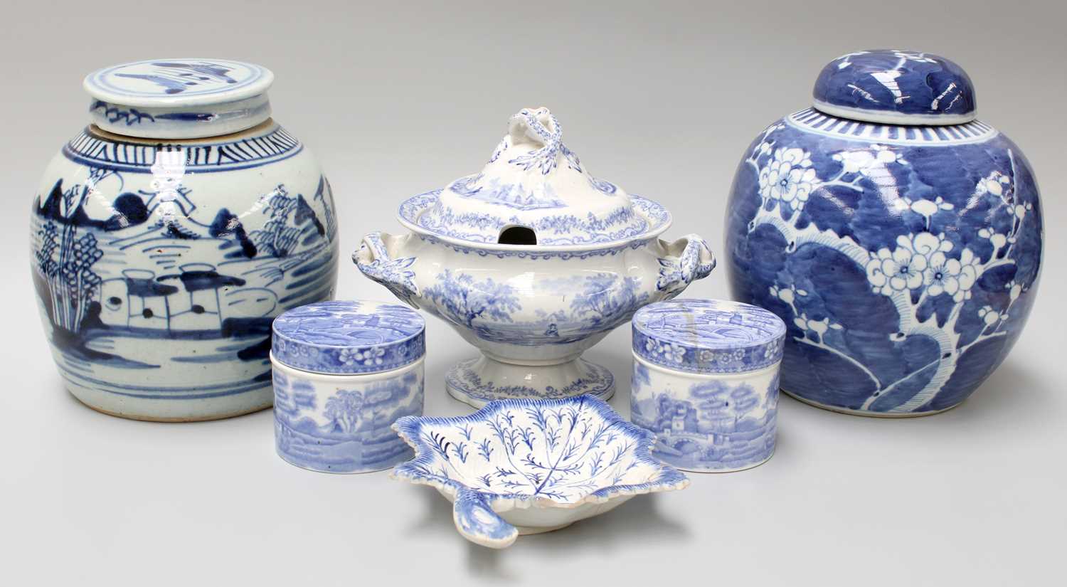 A Chinese Porcelain Ginger Jar and Cover, 19th century, painted in underglaze blue with the - Image 2 of 3