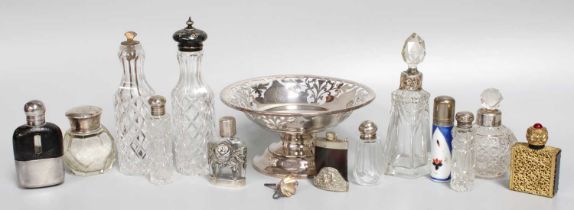 A Collection of Assorted Silver and Objects of Vertu, including a silver pedestal dish with