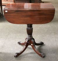 A George IV Mahogany Pembroke Table, 69cm by 38cm by 77cm