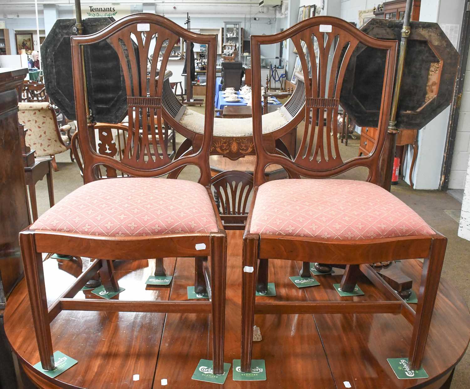 A George III Mahogany D-end Dining Table, and a set of six George III Sheraton-style dining chairs - Image 6 of 7