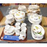 Royal Worcester Evesham Dinner/Tea service