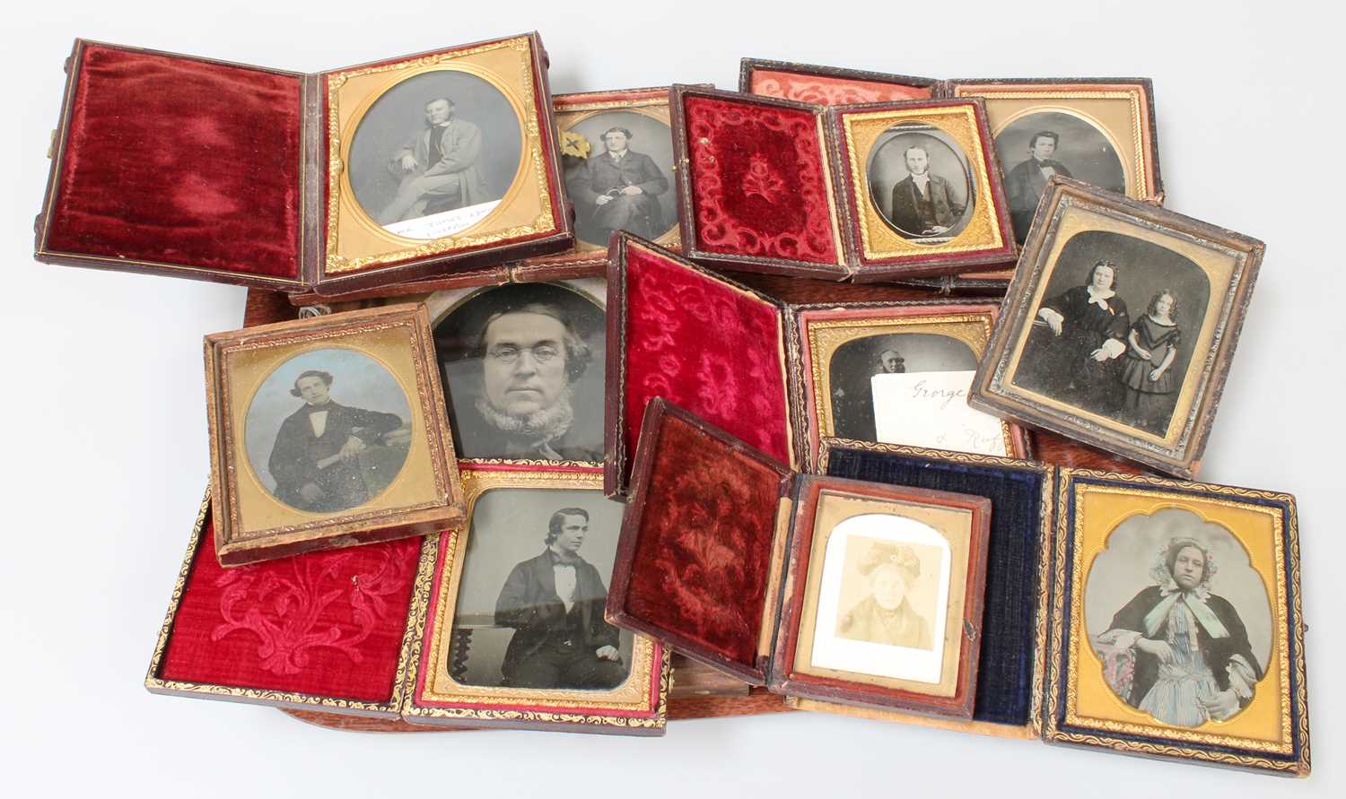 A Collection of 23 Daguerreotype, in various cases, etc - Image 3 of 3