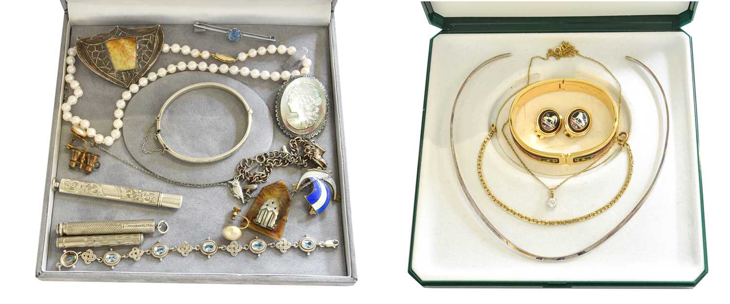 A Quantity of Jewellery, including a 9 carat gold fancy link bracelet, length 18.5cm; a 9 carat gold