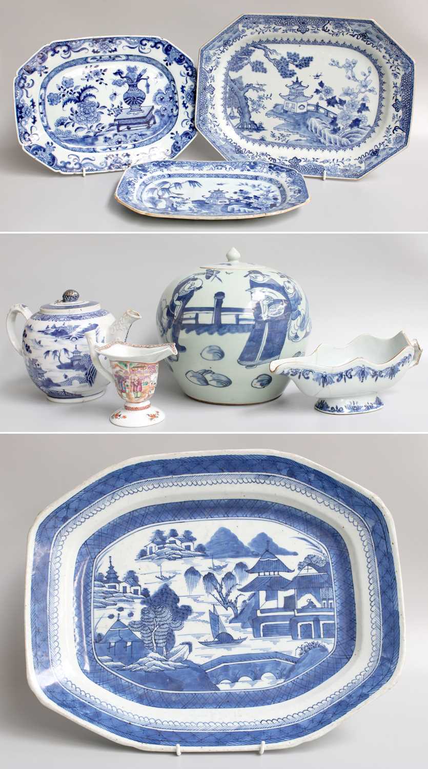 Chinese Ceramics, to include an 18th century blue and white export ware sauce boat, a 19th century