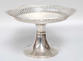 A George V Silver Dessert-Stand, by William Aitken, Birmingham, 1911, shaped circular and with a