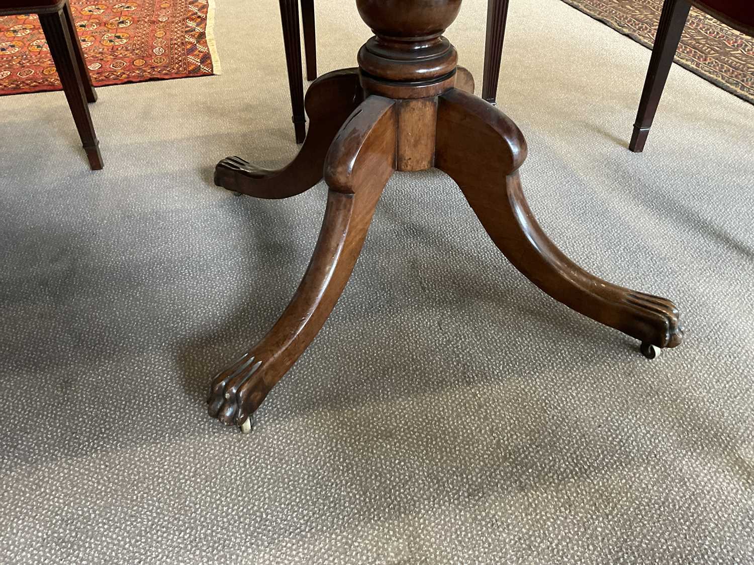 An Irish Regency Mahogany Twin-Pedestal Dining Table, early 19th century, with one additional - Image 8 of 9