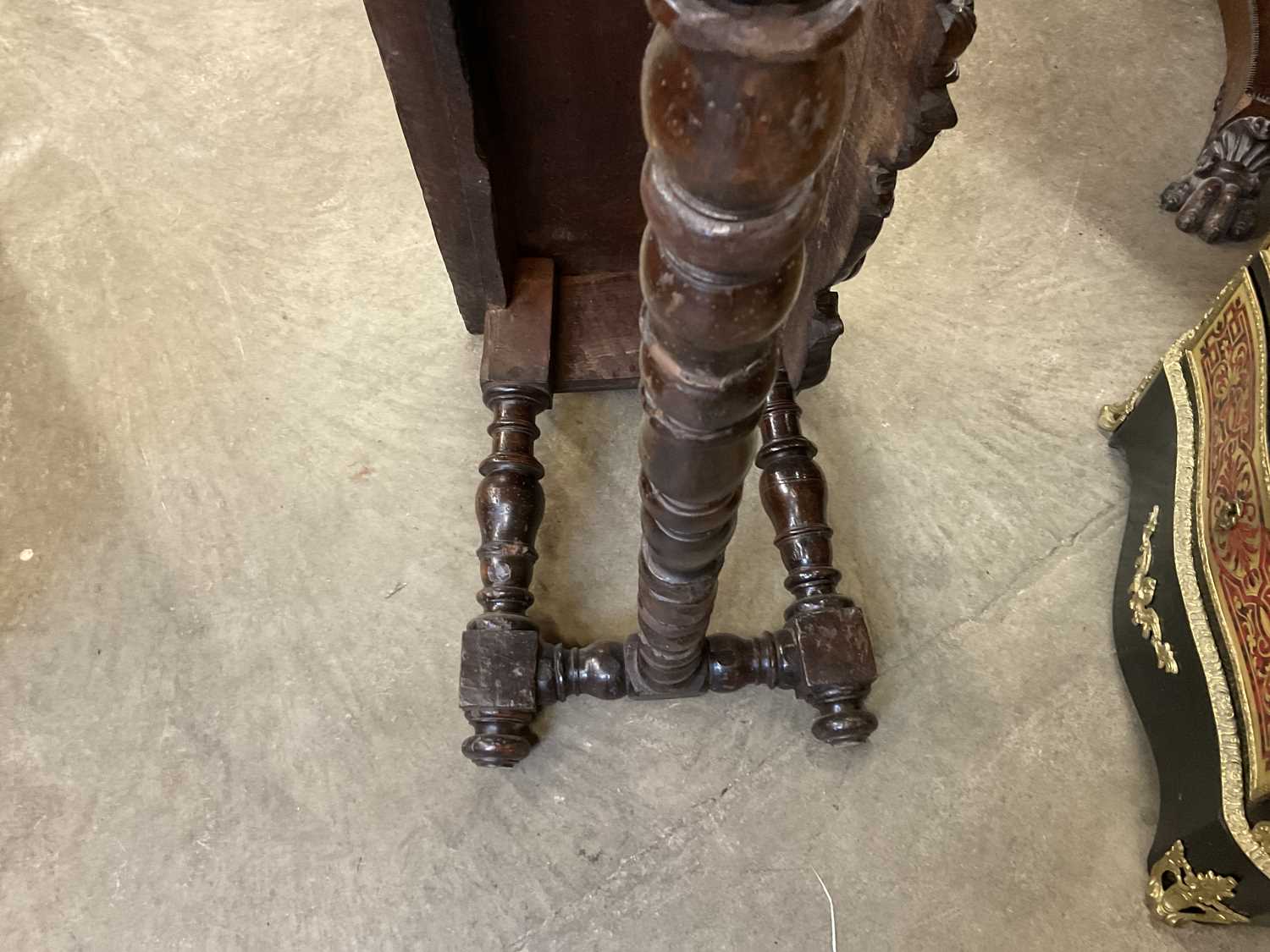 An Early 18th Century Turned Walnut Double Stool, the moulded top with moulded seat rail and - Image 4 of 7