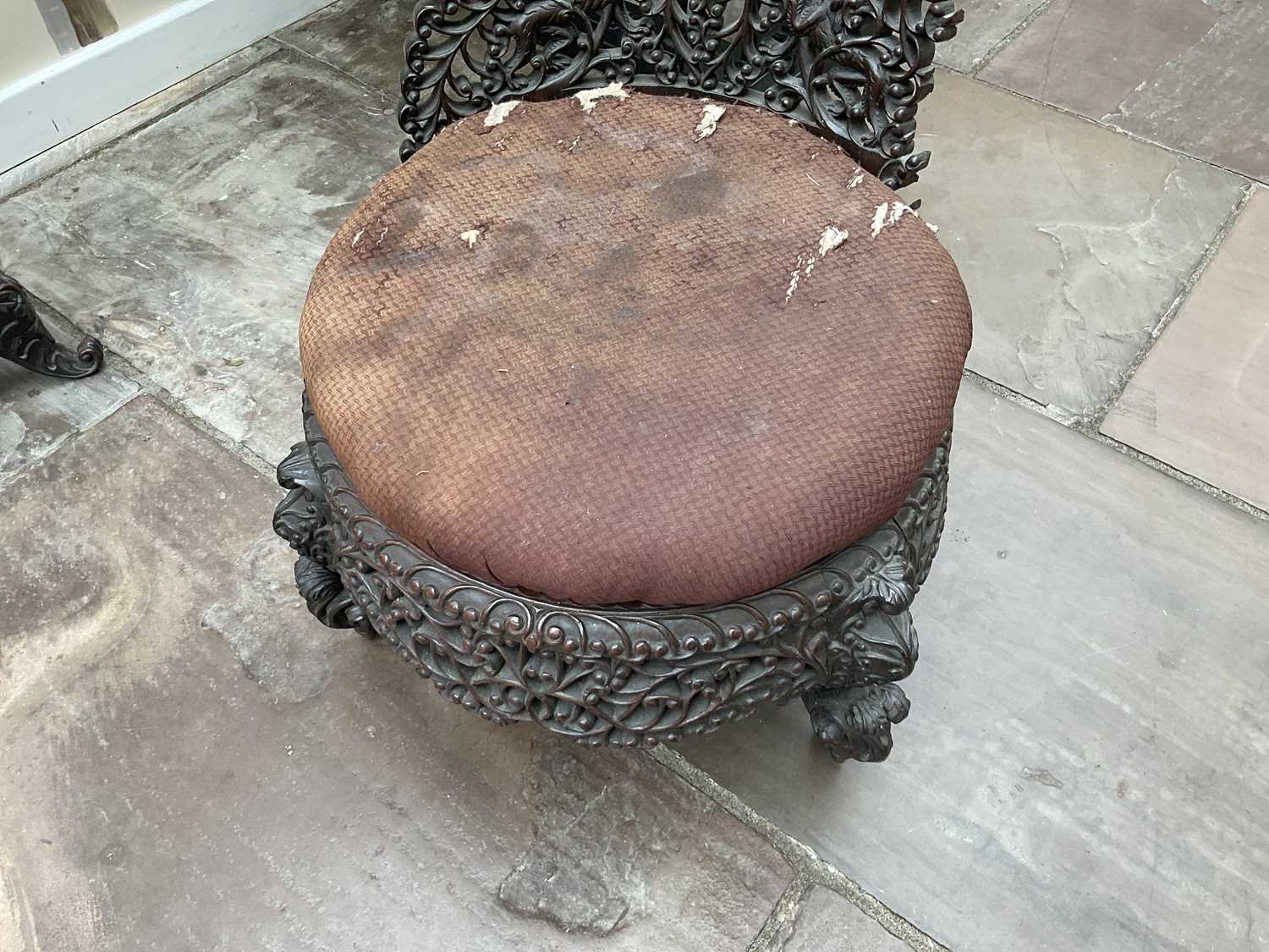 A Late 19th Century Anglo-Indian Bombay Slipper Shaped Chair, with foliate carved back support and - Image 4 of 7