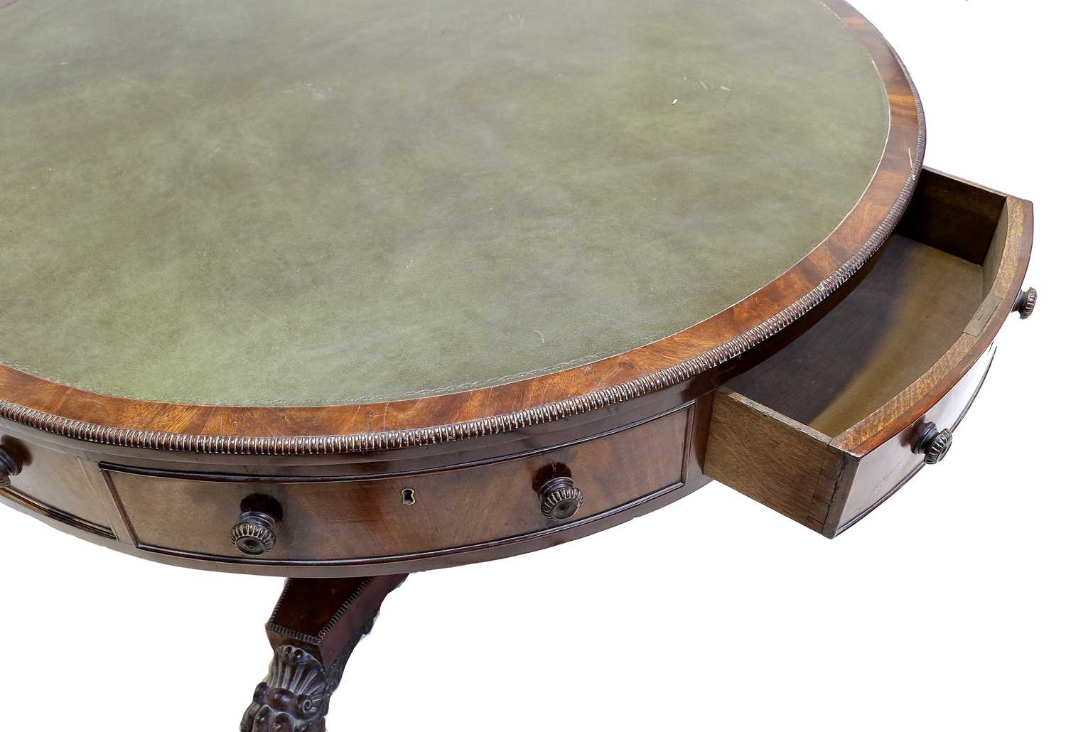 A Regency Mahogany Drum Table, early 19th century, with later green leather skiver above a gadrooned - Bild 3 aus 12