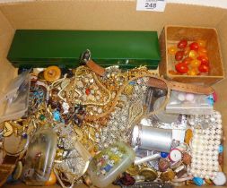 Vintage costume jewellery, lighter, watches, pearl bracelet, etc.