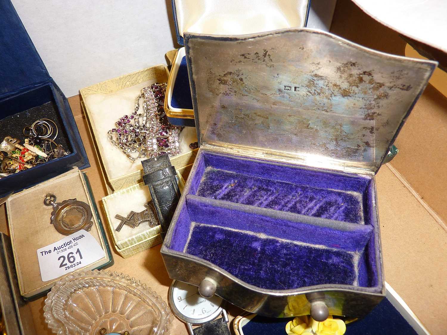 Vintage jewellery, some silver, hallmarked silver jewellery chest (missing a leg), old locket, - Image 2 of 4