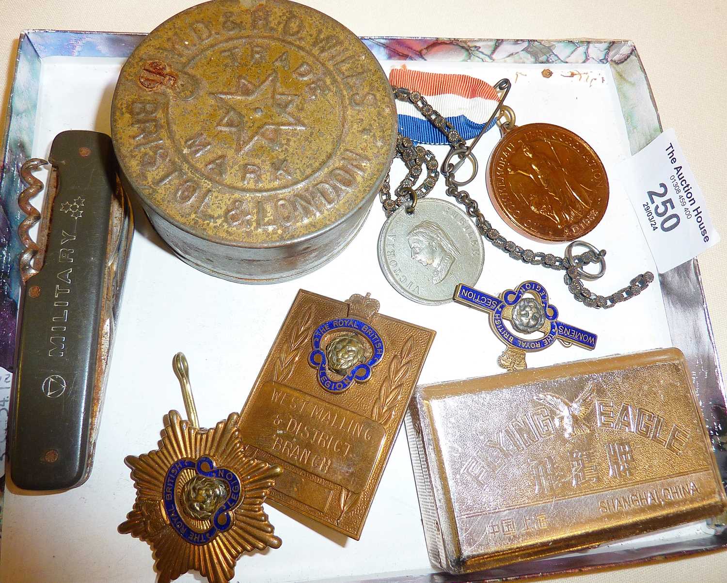 Badges, Victorian medallion, Chinese razor in case, etc. - Image 2 of 2