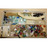 Loose beads and jewellery