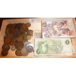 Assorted QV loose stamps, copper coins & banknotes