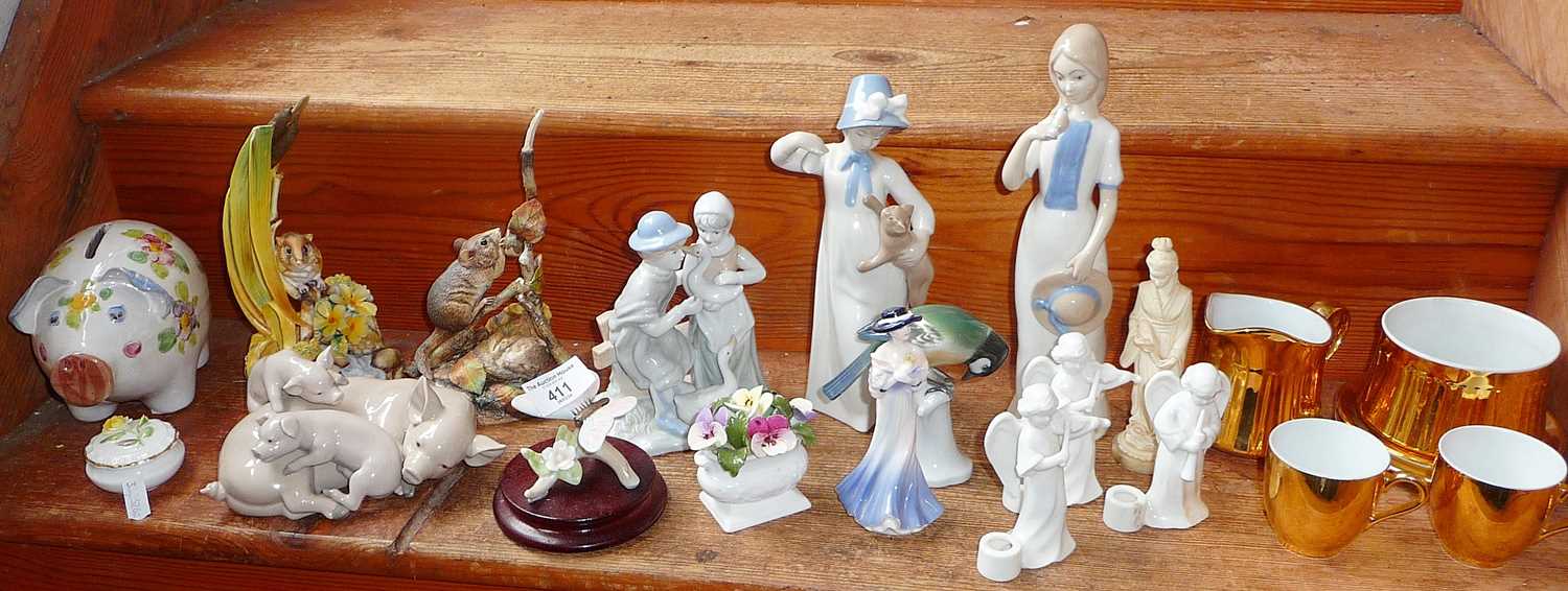 Collection of assorted china ornaments and figurines, inc. Lladro pigs - Bild 2 aus 2