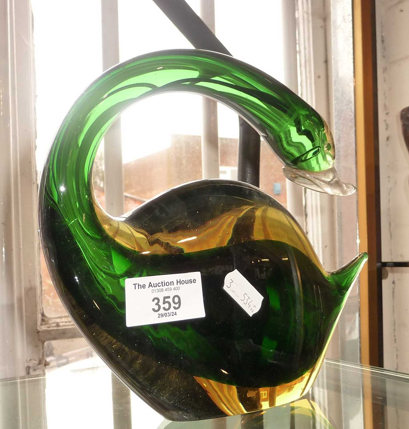 Murano green glass stylised swan figure - Image 2 of 2