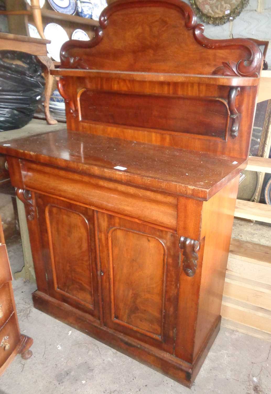 Victorian mahogany chiffonier - Image 2 of 2