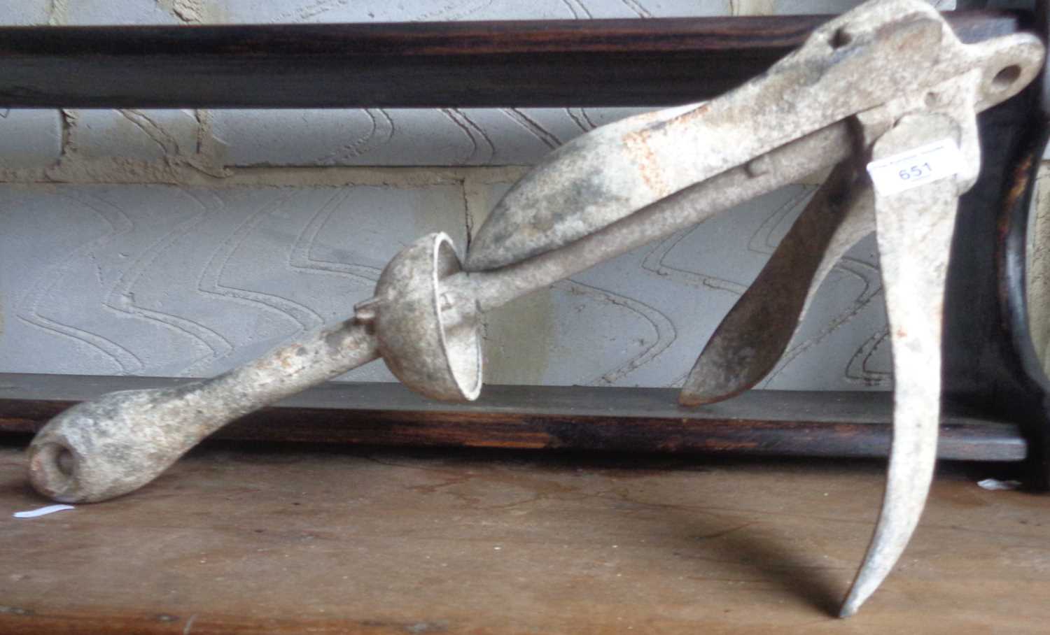 A 4 folding flukes boat anchor