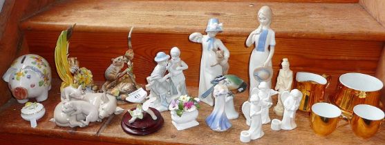 Collection of assorted china ornaments and figurines, inc. Lladro pigs