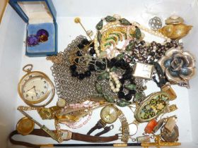 Costume jewellery, wrist and pocket watches