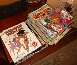 Large collection of assorted Marvel (Collectors Editions) & Beano comics, and three DK/Marvel