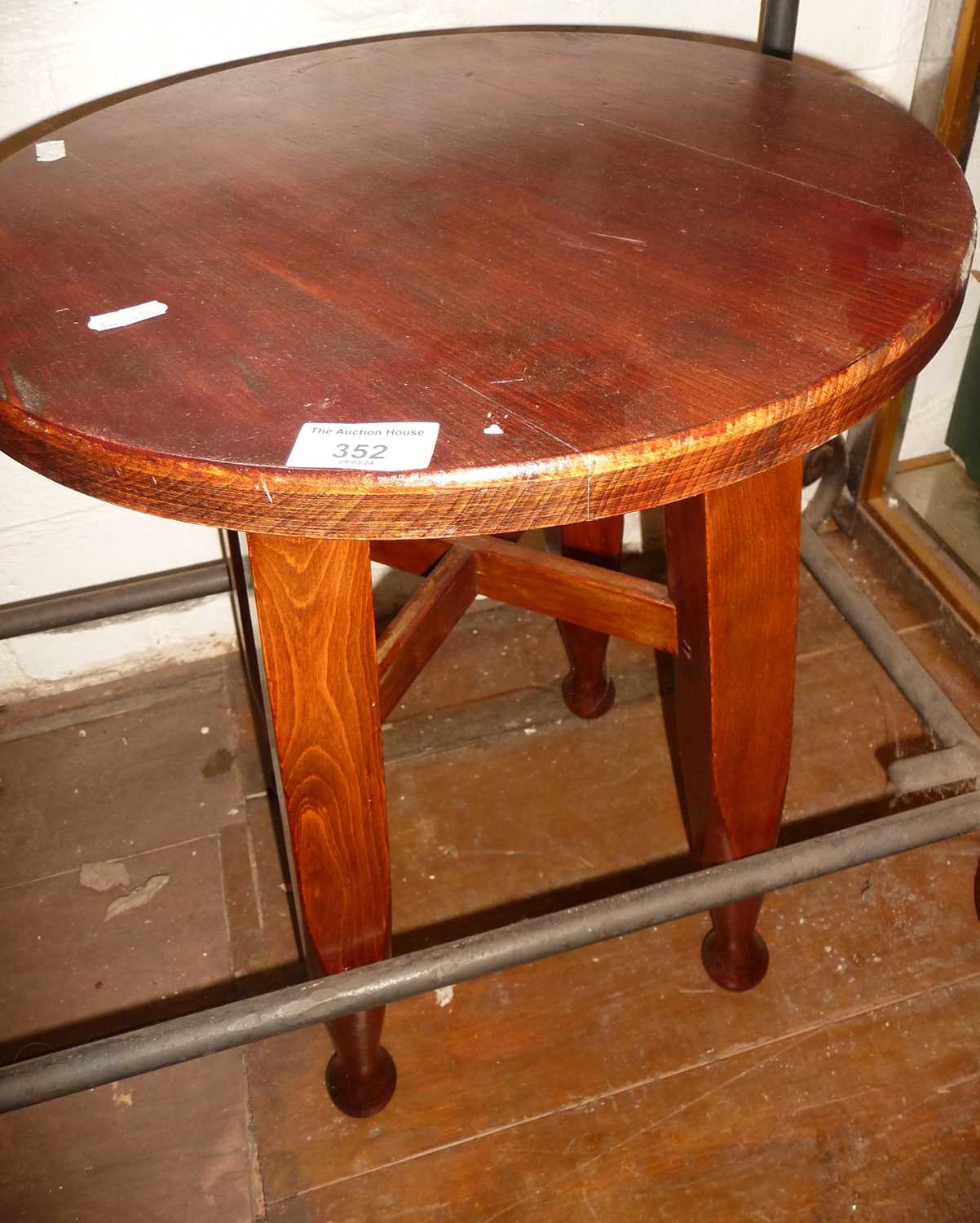 Four legged pitch pine stool/table - Image 2 of 2