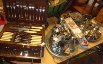 Assorted silver plated trays and cutlery, inc. large oak canteen of cutlery