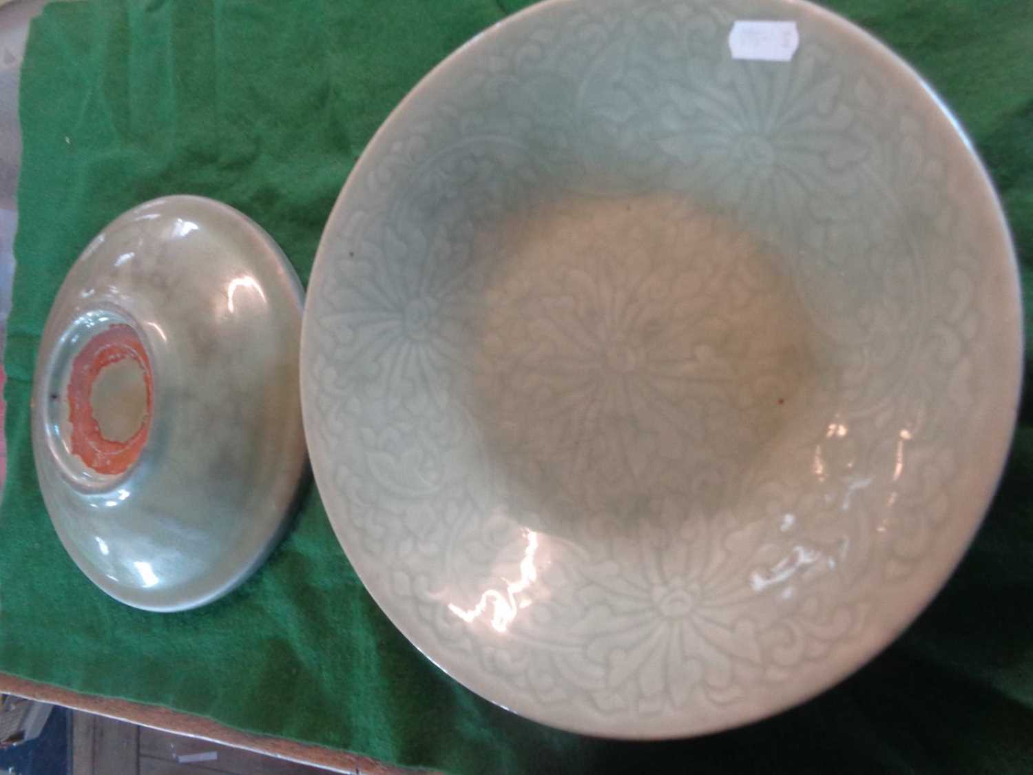 Chinese celadon dish, 28cm diameter and another similar - Image 4 of 4