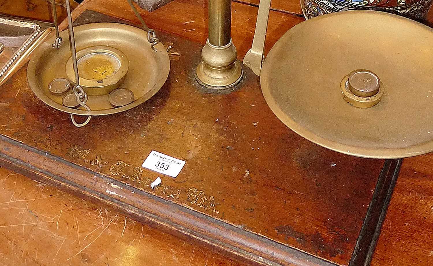 Victrian brass shop scales with weights - Image 2 of 3