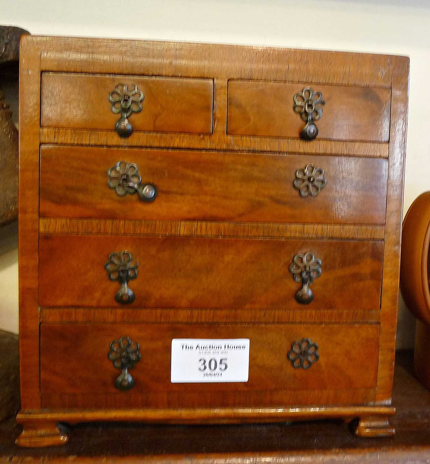 19th century Apprentice Made miniature chest of drawers
