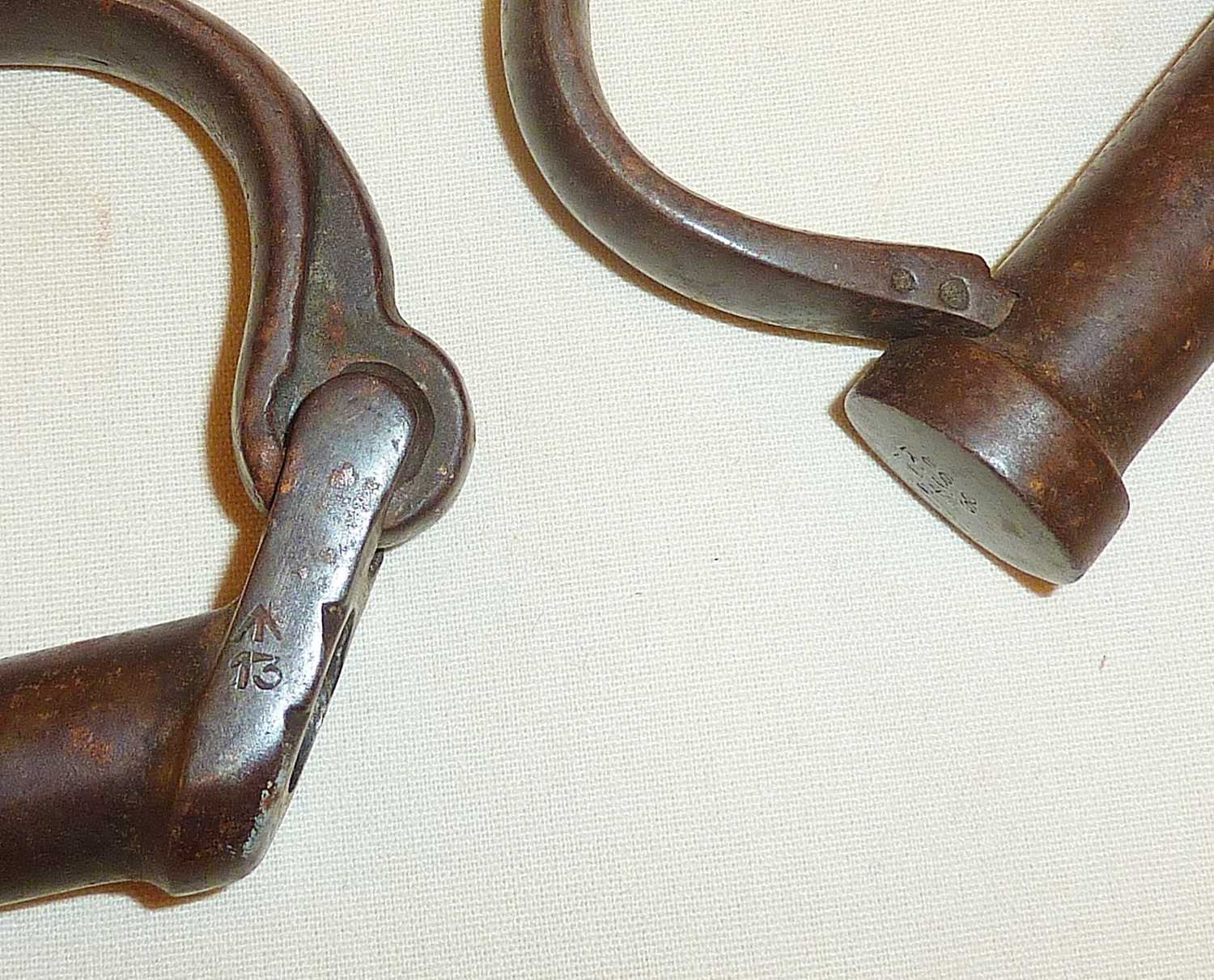 WW2 British military or police handcuffs stamped with broad arrow and dated 1941 (with original key) - Image 2 of 2