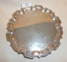 Art Deco silver salver with inscription, hallmarked for London 1931, weight approx. 408g