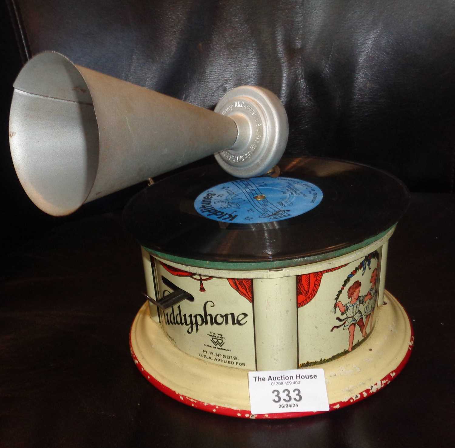 Rare 1920's tinplate clockwork 'Kiddyphone' record turntable, made in Germany, GWO with Kidditunes - Image 2 of 2