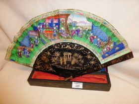 19th century hand painted and double sided Canton fan with fitted lacquered case (case approx