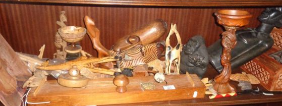 Quantity of assorted wooden items, inc. souvenir African figures, an Egyptian painting on wood, a