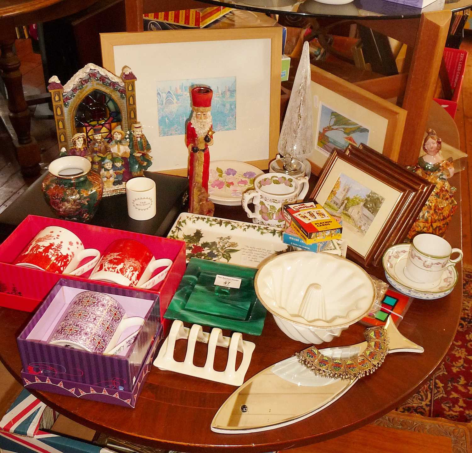 Miscellaneous items, inc. Llewelyn-Bowen china mugs, Portmeirion Christmas tray, Bruce Munro