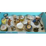 Enamel and porcelain pill boxes. Makes include Royal Worcester, Limoges, Coalport, Bilston &