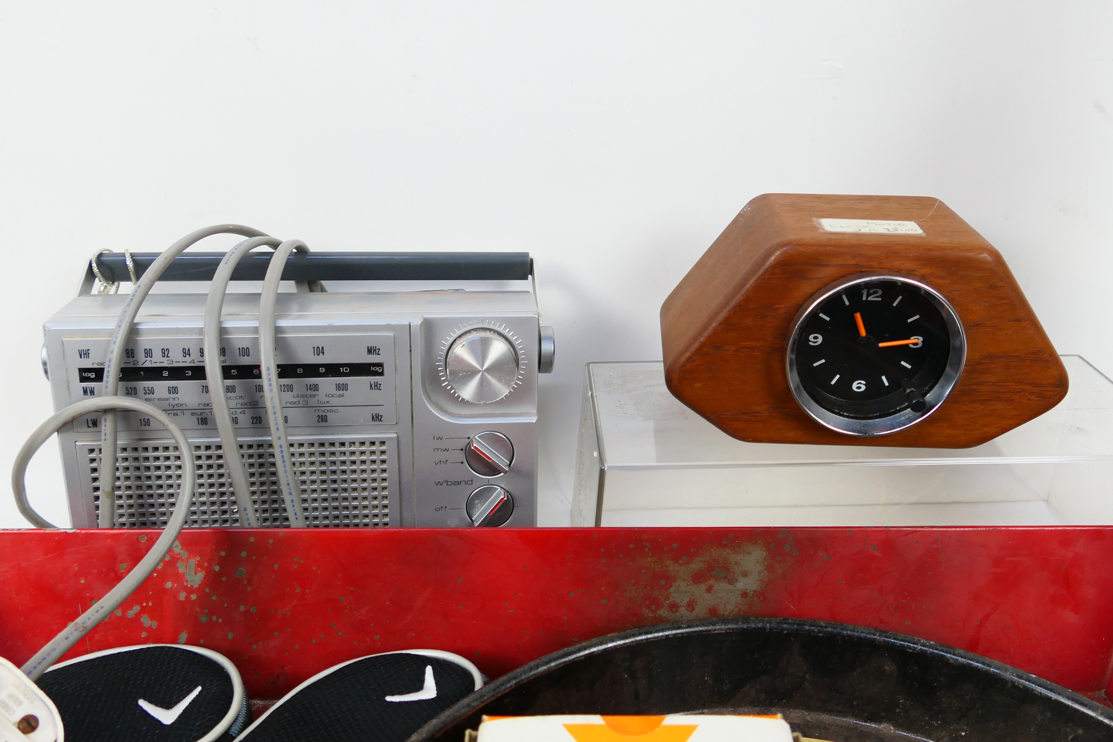 A metal tray marked Coca Cola, Guinness tray, vintage radio, clock and other. - Image 3 of 4