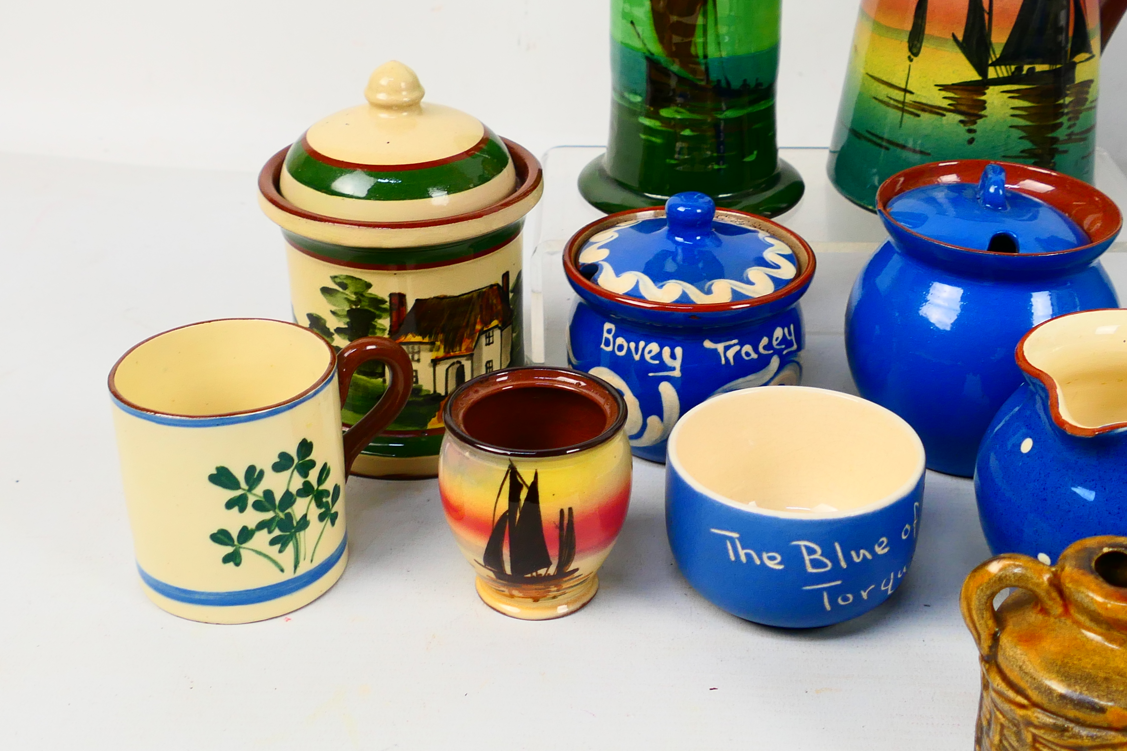 A collection of Torquay pottery wares to include bowls, jugs, cups and other, various manufacturers. - Image 12 of 20