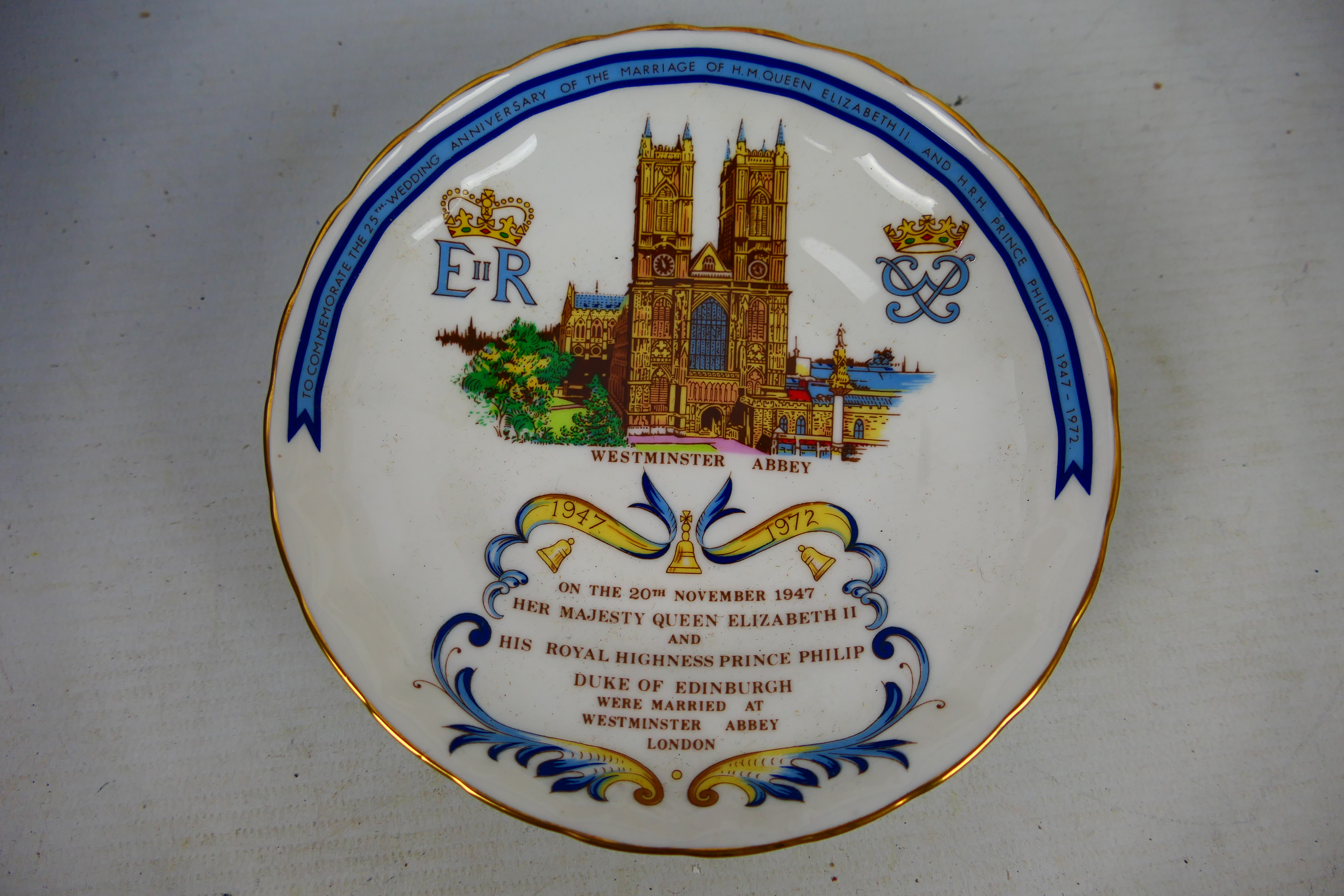 A collection of boxed collector plates and similar to include Spode, Coalport, Royal Worcester, - Image 9 of 10