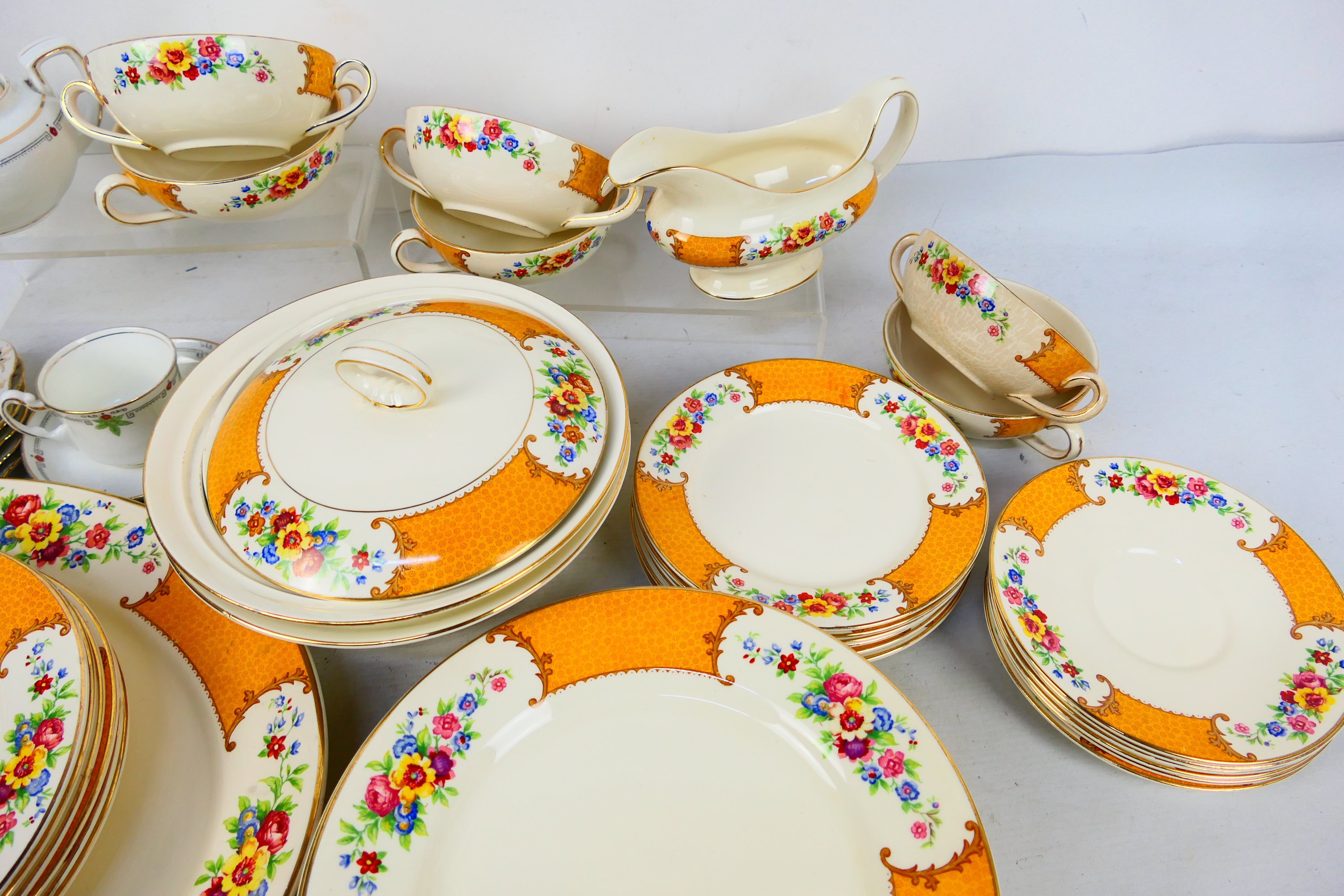 A quantity of Allertons dinner wares with floral decoration, retailed by Warings, - Image 5 of 9