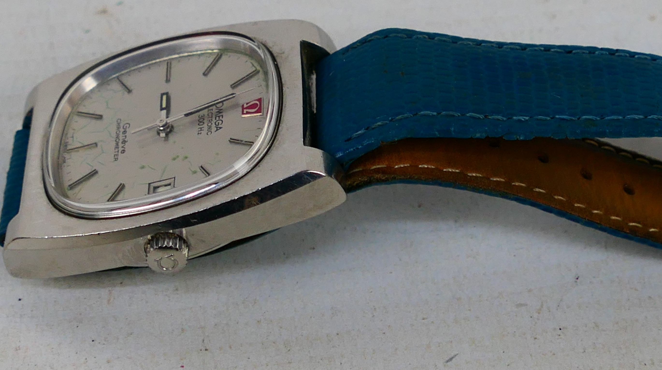 An Omega Electronic f300Hz Geneve Chronometer, serial number 35,7xxxxx, date aperture at 3 o'clock.