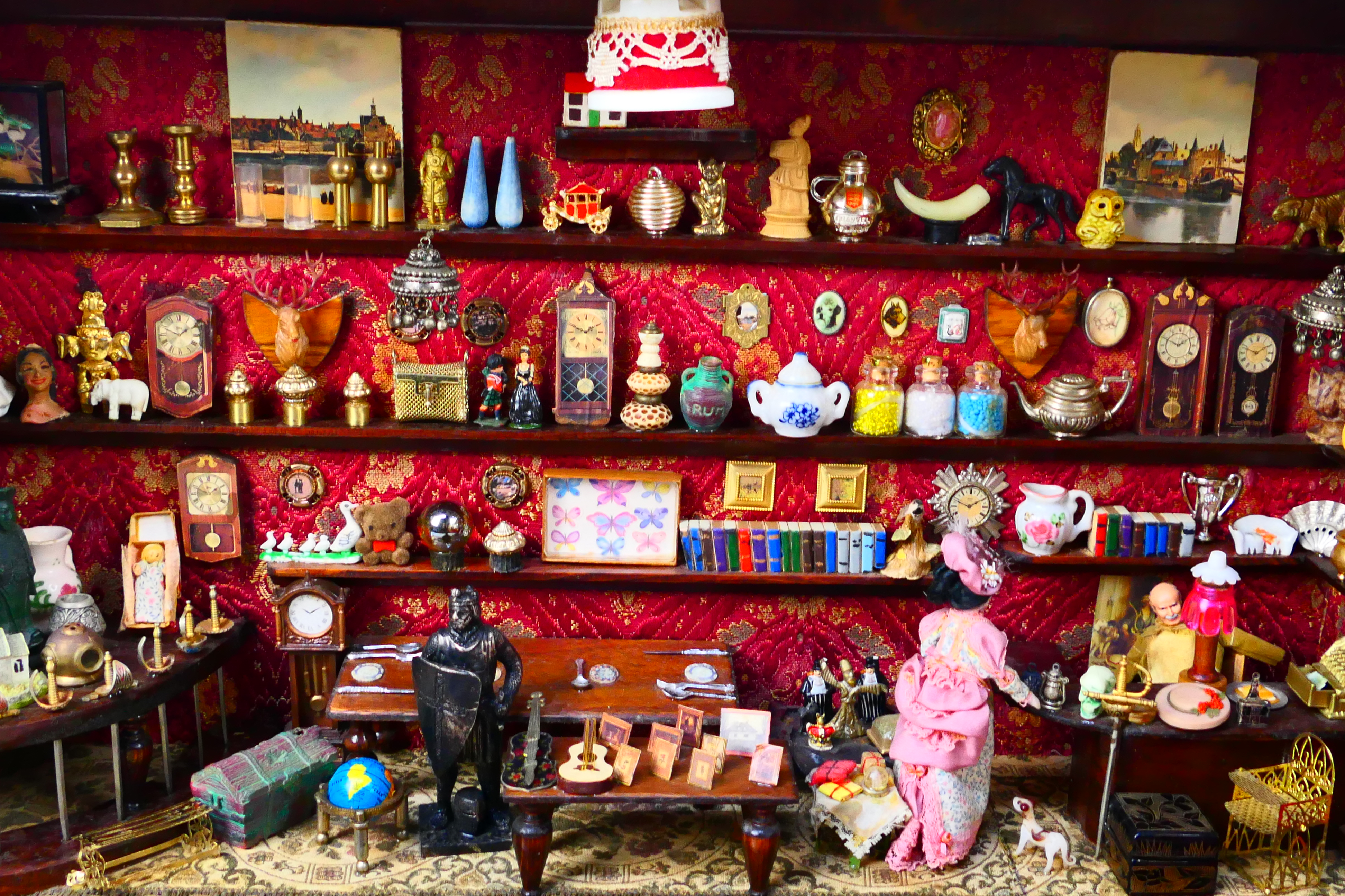 A fine quality, scratch built, antique shop diorama, Ye Olde Curiosity Shoppe, - Image 7 of 12